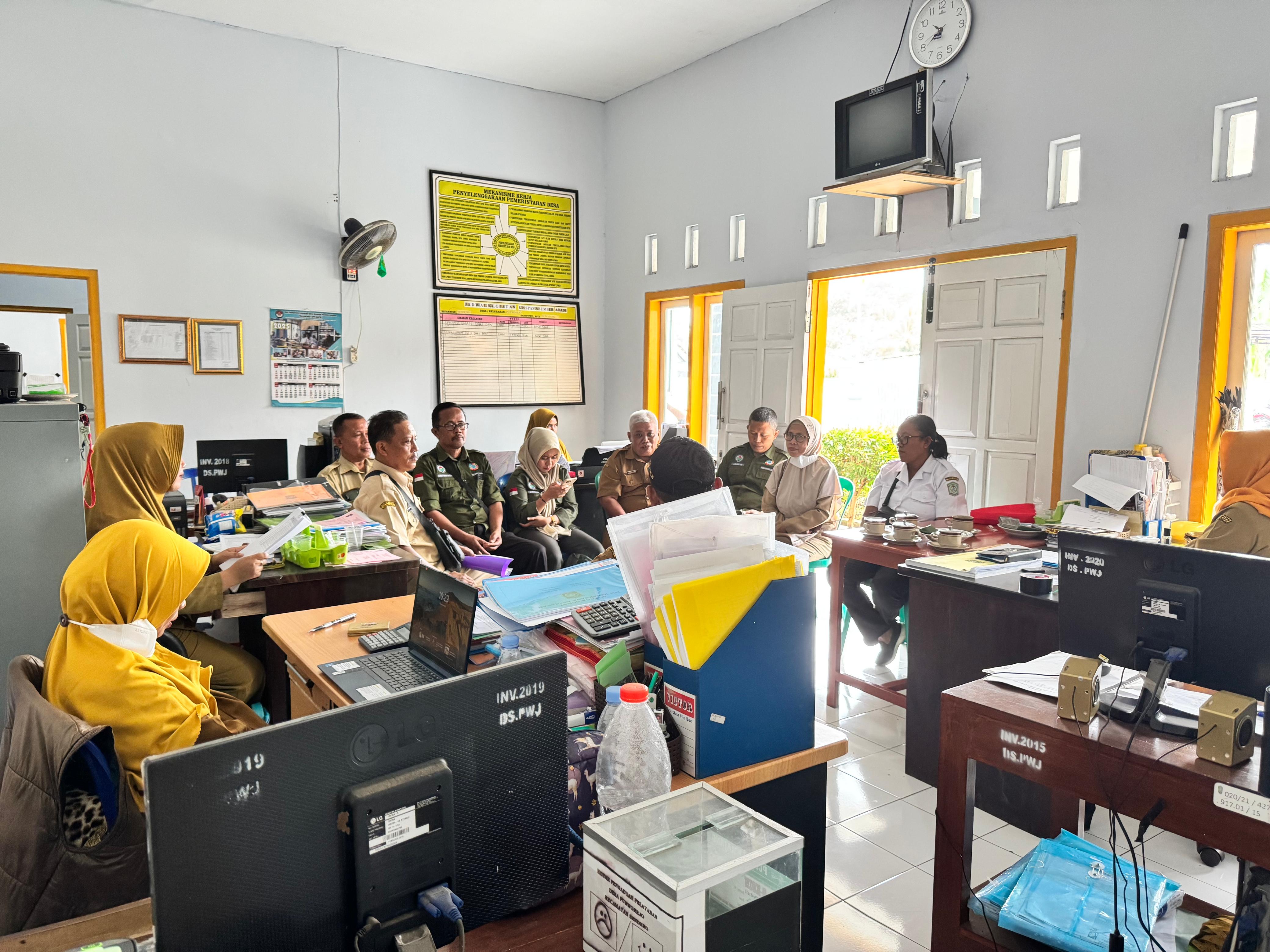 Pentingnya Pengawasan dan Pembinaan untuk Meningkatkan Kualitas Pelayanan Publik di Desa Purworejo