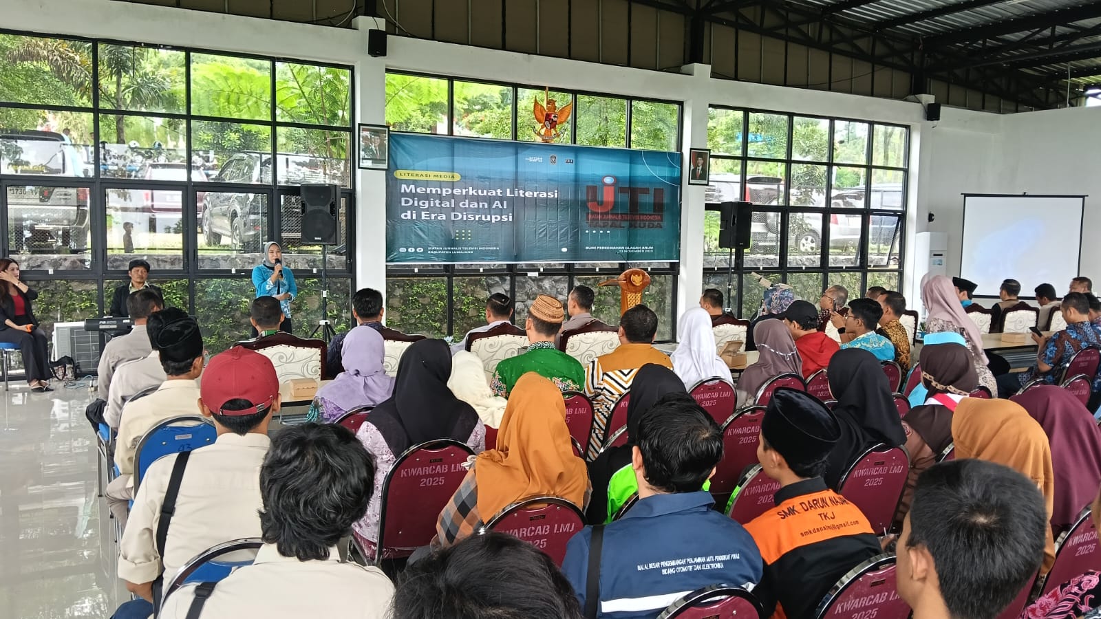  Literasi Digital dan AI Jadi Bekal Wajib di Era Disrupsi