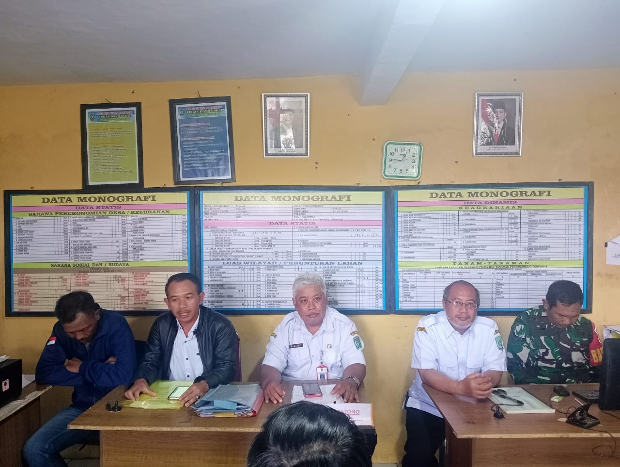 Pemeriksaan Berkas Administrasi Penjaringan Perangkat Desa Argosari Dimulai