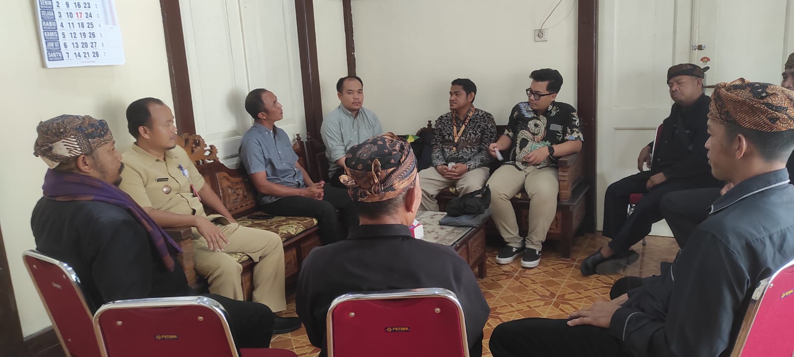 Percepat Pengakuan Adat, Camat Senduro Rapat Bersama Kemenparekraf dan Tokoh Adat Tengger