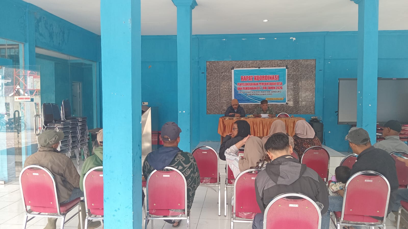 Tingkatkan Sinergi, Pj Kades Ranupani Pimpin Rakor Pemerintahan Desa dan Pembinaan RT/RW