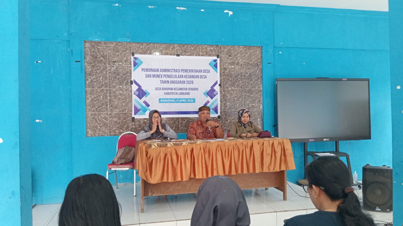 Jaga Transparansi dan Tertib Administrasi, Tim Kecamatan Senduro Gelar Monev di Desa Ranupani