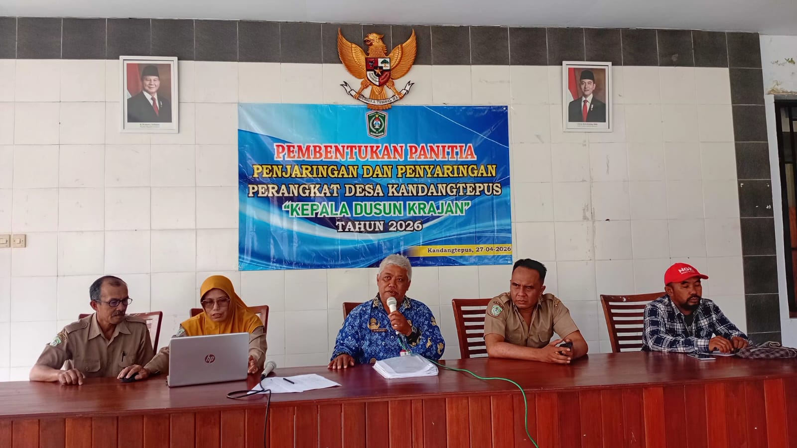 Panwascam Senduro Hadiri Pembentukan Panitia Penjaringan Perangkat Desa Kandangtepus Tahun 2026