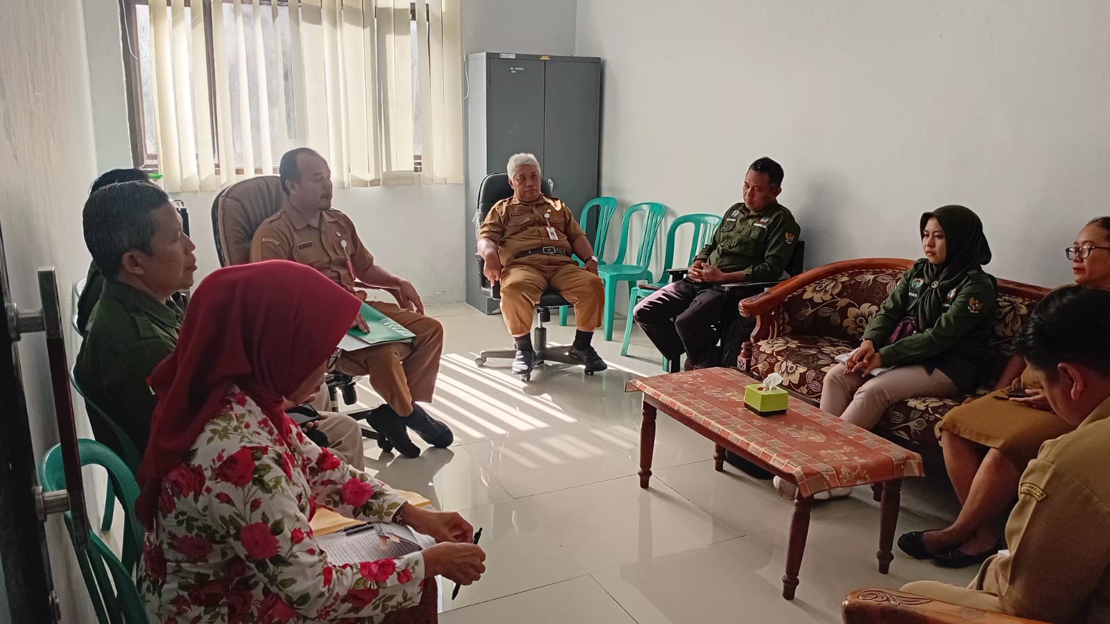 Perkuat Akuntabilitas Desa, Camat Senduro Pimpin Rakor Tim Binwas dan Pendamping Desa