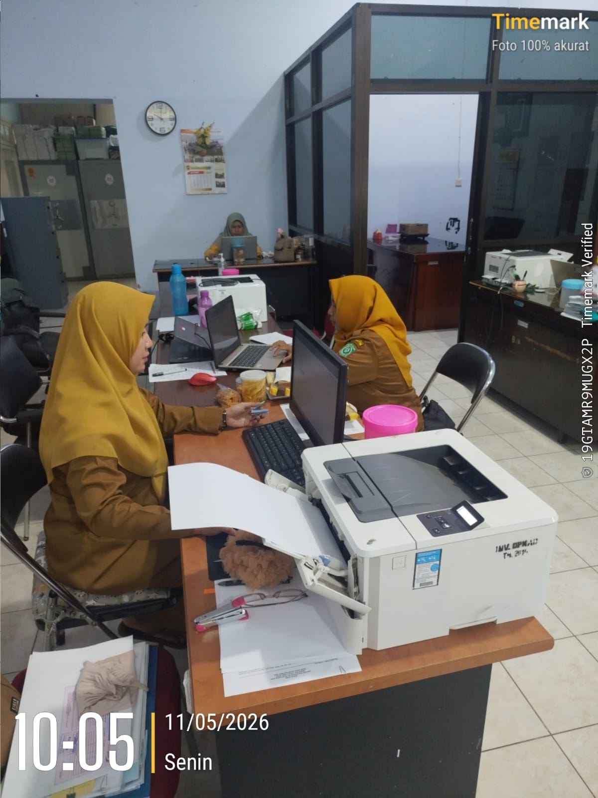 Tingkatkan Akurasi Data, Staf Keuangan Kecamatan Senduro Sinkronisasi Realisasi Anggaran di BPKD 