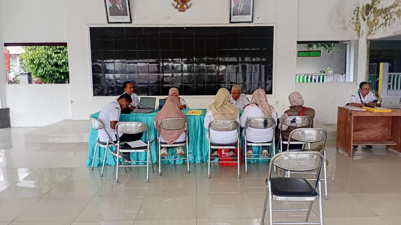 TIM BINWAS KECAMATAN SENDURO EVALUASI RAPERDES PERUBAHAN APBDESA TA 2026 