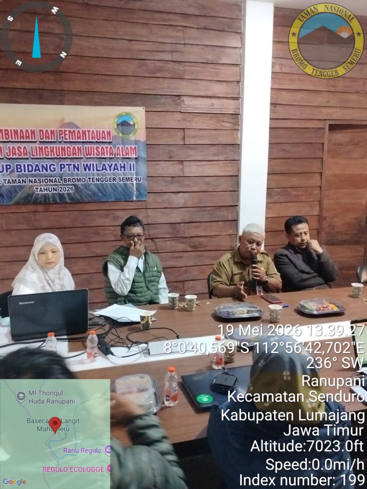 Pj Kades Ranupani Hadiri Pembinaan Perizinan Jasa Wisata Alam Bersama TNBTS di Senduro
