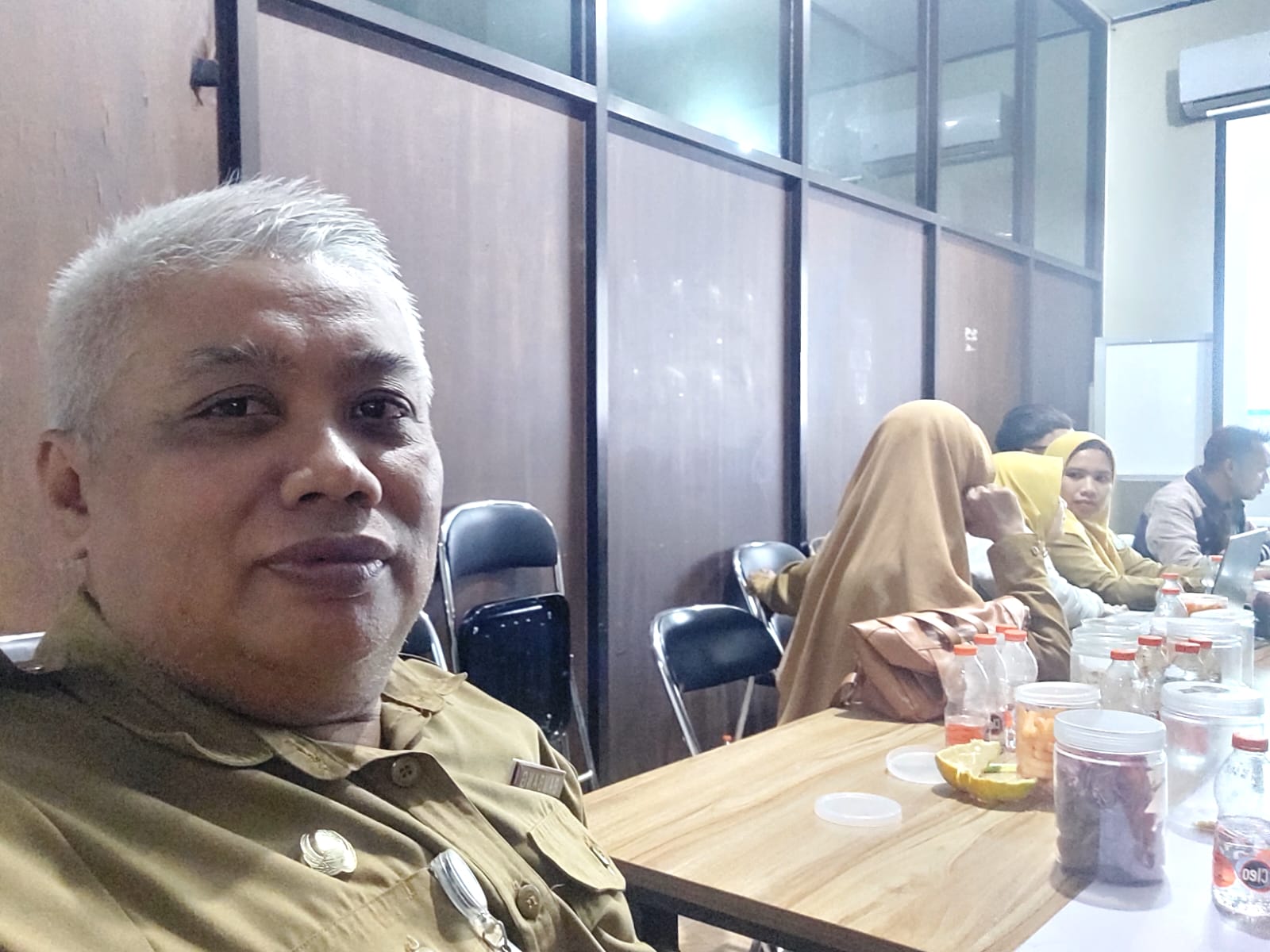 Staf Kecamatan Senduro Ikuti Verifikasi Dokumen Perubahan Renja di BAPERIDA Lumajang