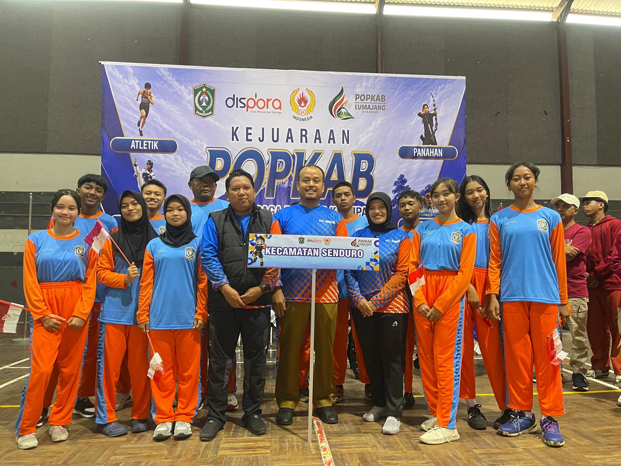 Camat Senduro Dampingi Kontingen Kecamatan di Pembukaan POPKAB Lumajang 2026