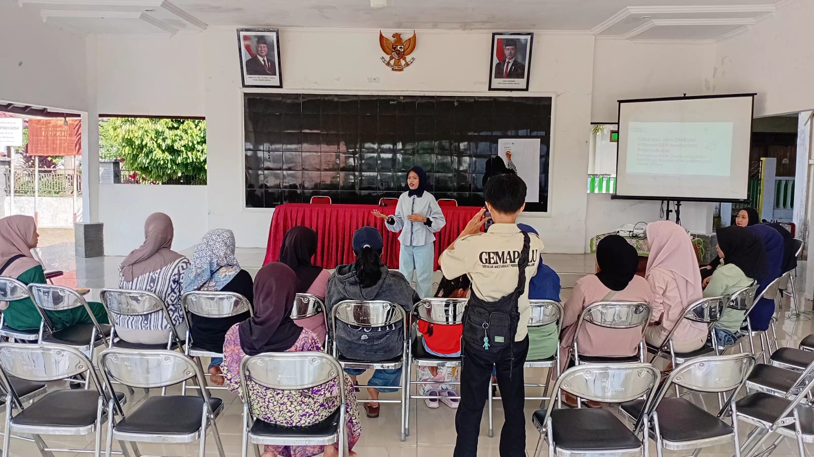 Edukasi dan Diskusi Interaktif PKBI Jatim: Wujudkan Generasi Sadar Kesehatan Reproduksi di Senduro