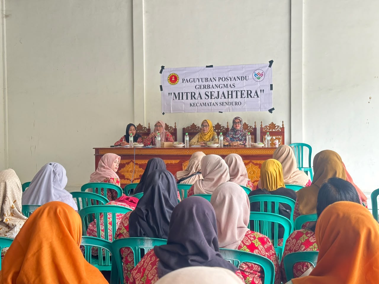 Sinergitas Lintas Sektoral, Kasi PMD Kecamatan Senduro Fasilitasi Pertemuan Gerbangmas dan Percepata