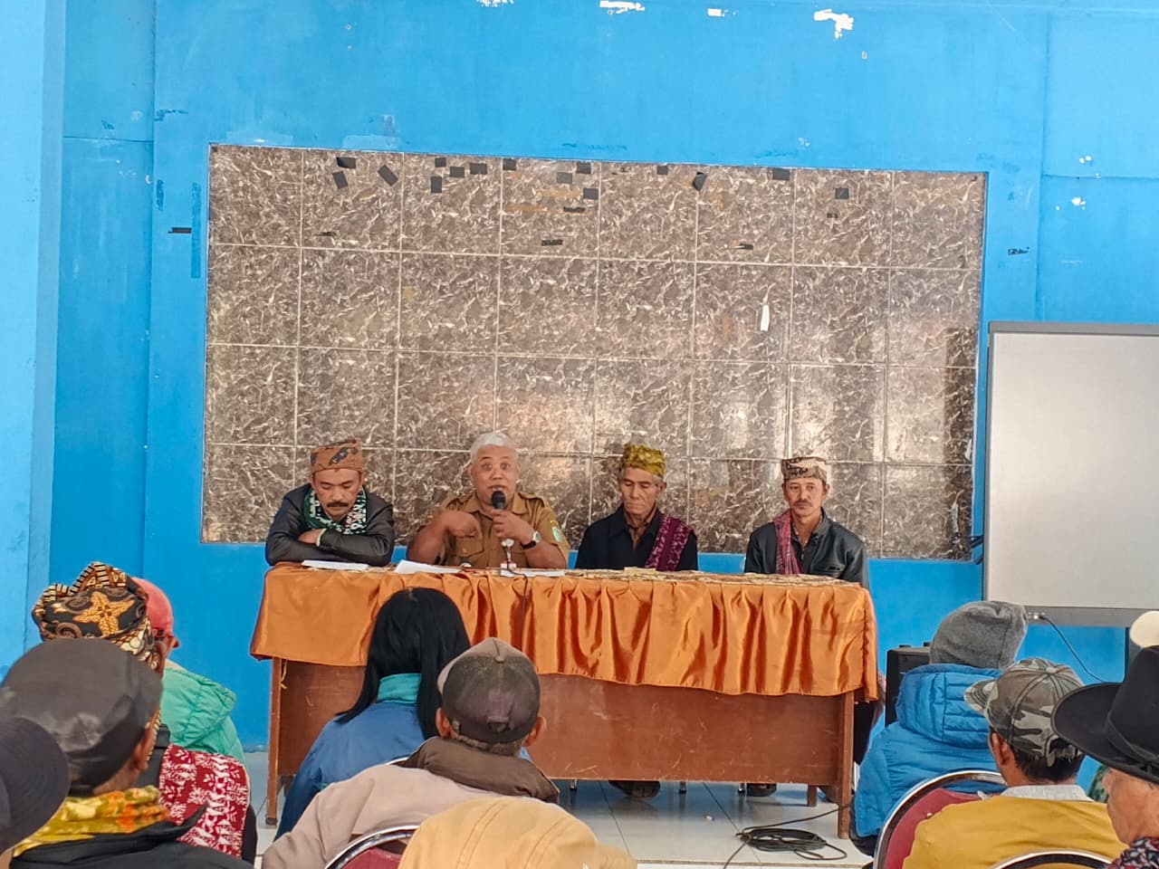 Pj Kades Ranupani Hadiri Rakor Persiapan Upacara Karo Suku Tengger Tahun 2026