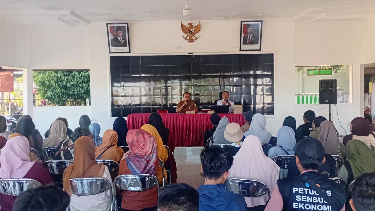 Camat Senduro Pimpin Evaluasi Pendataan Lapangan Sensus Ekonomi 2026