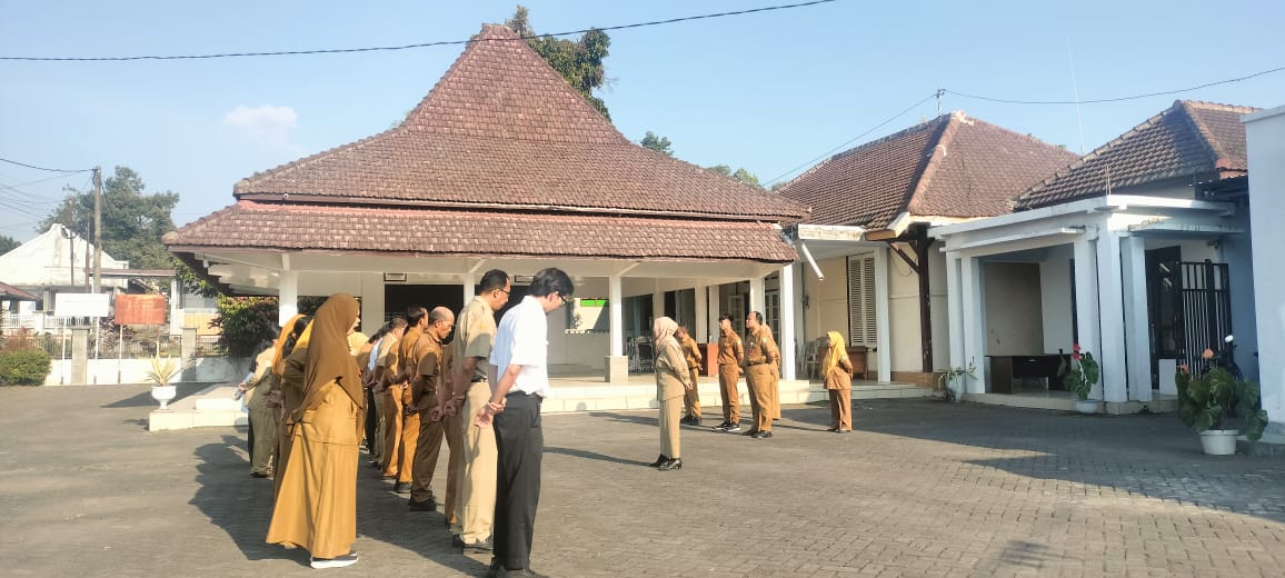 Kasi PMD Pimpin Apel Gabungan di Kecamatan Senduro untuk Tingkatkan Sinergi Lintas Sektor
