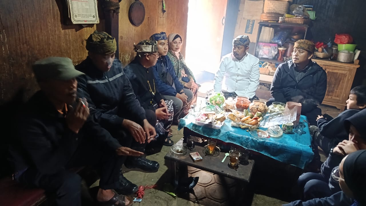 Camat Senduro Hadiri Upacara Adon-Adon Hari Raya Karo di Desa Argosari